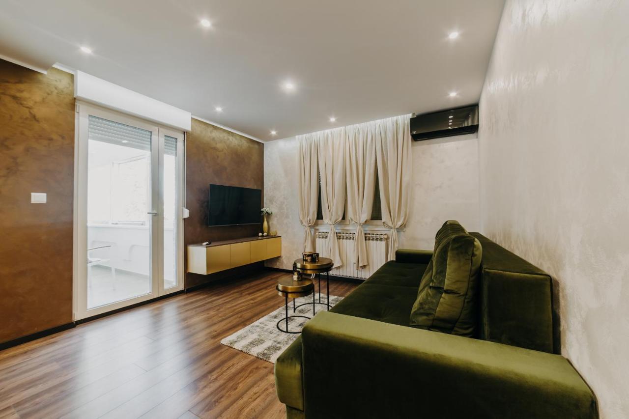 Apartman Stari Toranj Vukovar Exterior foto